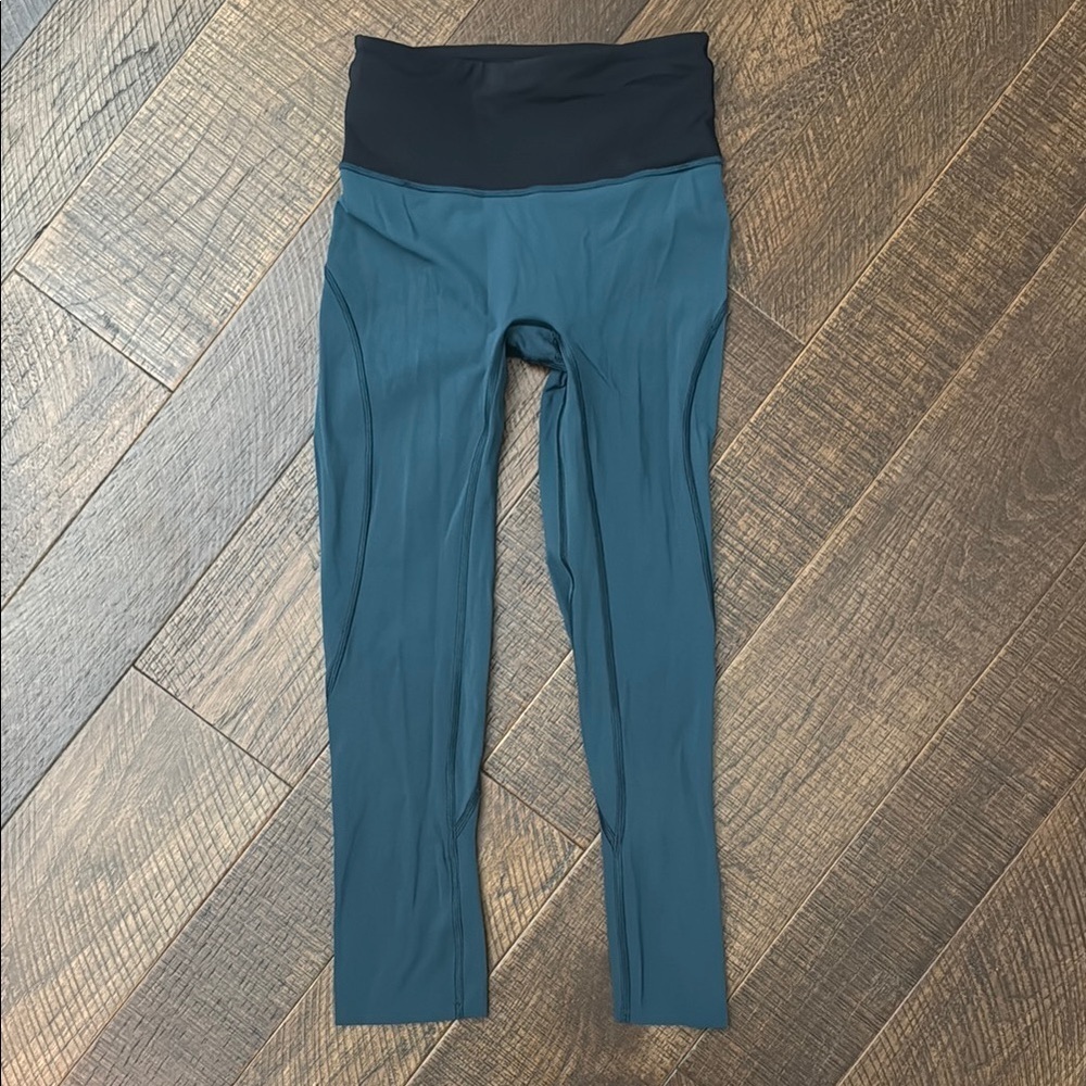 Lululemon Run The Day Crop (17")
Submarine / Black - Picture 2 of 12